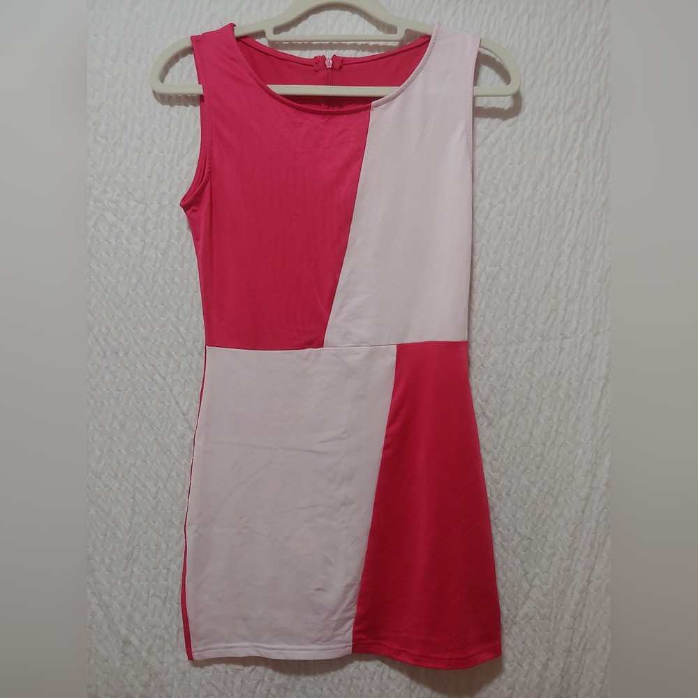 💸2/$20💸 Cotton Blend Color Block Pink And White Mini Dress Small Junior XS
